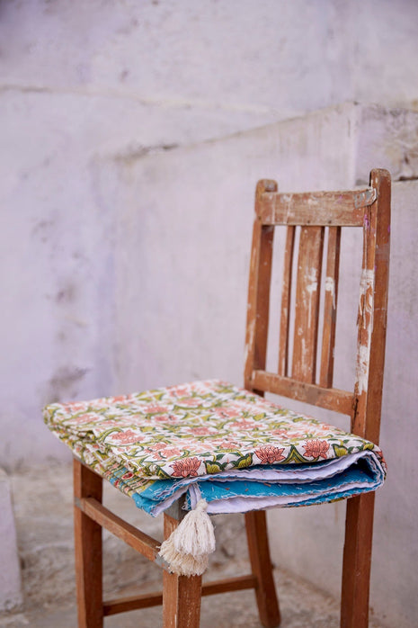 Powered By People Topanga Throw (White)