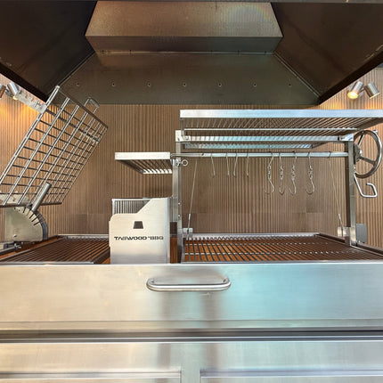 Tagwood BBQ 28SS Argentine Santa Maria Wood Fire & Charcoal Gaucho Built in Grill