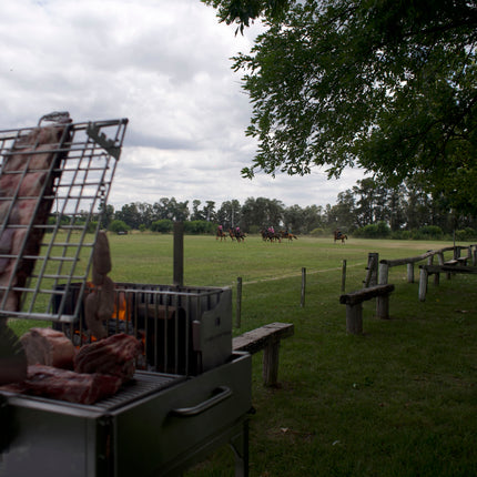 Tagwood BBQ 33SS Argentine Clamp Grill with firebox